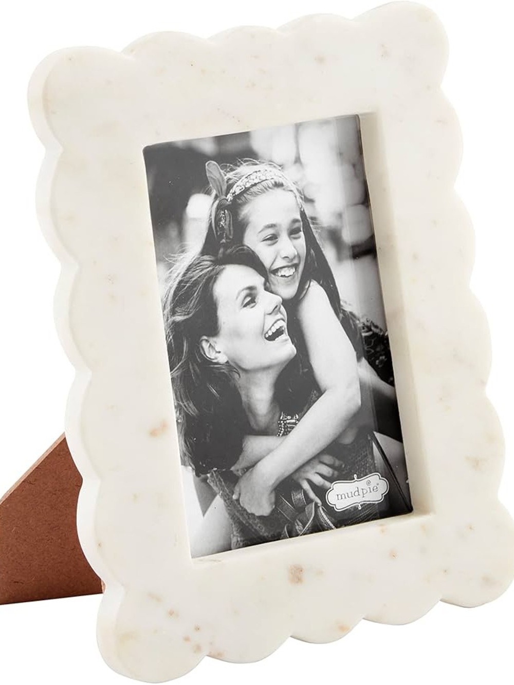 Mud Pie Cream Scalloped Marble Picture Frame • 4x6